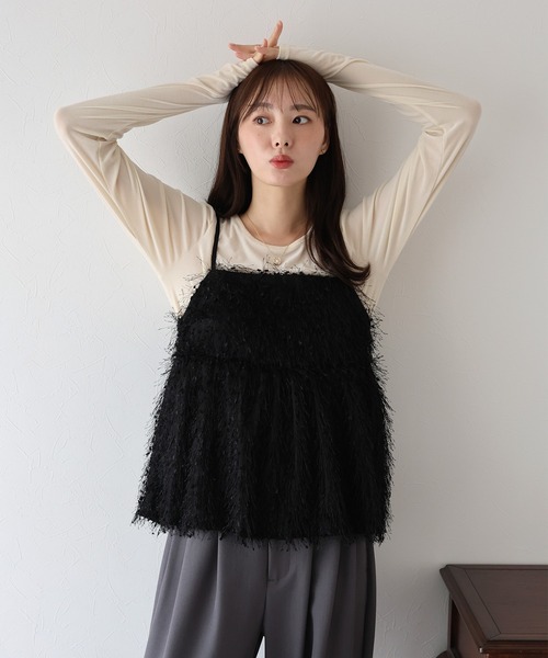 BLUEEAST（ブルーイースト）の「フェザーフリンジビスチェ（キャミソール・レディース・ブラック/アイボリー・MEDIUM）」の2枚目の写真