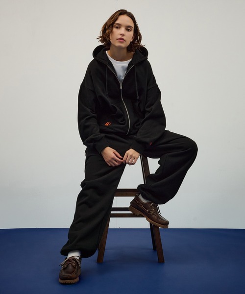 完売品‼️ BELVET ベルベット　迷彩柄 ジップパーカー 最安値】【オンライン完売品】Belvet 迷彩zip foodie - メルカリ