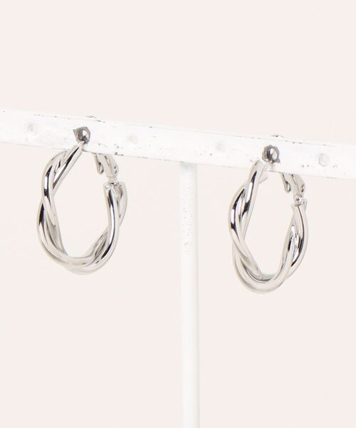 VIBGYOR(ヴィブジョー)の「ツイストフープリングペアピアス/両耳用/ユニセックス(T3)(ピアス(両耳用)・レディース・シルバー・FREE)」の1枚目の写真
