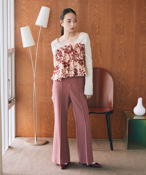 earth music&ecology（アースミュージックアンドエコロジー）の「センターシームフレアパンツ（その他パンツ・レディース・ピンク系その他2/バーガンディー/ブラック/ホワイト系その他2・S/M）」の6枚目の写真