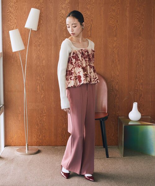 earth music&ecology（アースミュージックアンドエコロジー）の「センターシームフレアパンツ（その他パンツ・レディース・ピンク系その他2/バーガンディー/ブラック/ホワイト系その他2・S/M）」の7枚目の写真