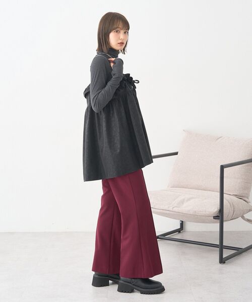 earth music&ecology（アースミュージックアンドエコロジー）の「センターシームフレアパンツ（その他パンツ・レディース・ピンク系その他2/バーガンディー/ブラック/ホワイト系その他2・S/M）」の10枚目の写真