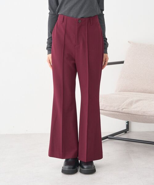 earth music&ecology（アースミュージックアンドエコロジー）の「センターシームフレアパンツ（その他パンツ・レディース・ピンク系その他2/バーガンディー/ブラック/ホワイト系その他2・S/M）」の14枚目の写真