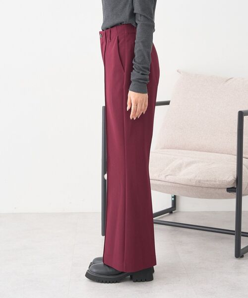 earth music&ecology（アースミュージックアンドエコロジー）の「センターシームフレアパンツ（その他パンツ・レディース・ピンク系その他2/バーガンディー/ブラック/ホワイト系その他2・S/M）」の15枚目の写真