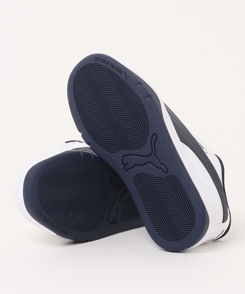 PUMA（プーマ）の「Park Lifestyle easy / パーク ライフスタイル イージー スニーカー（スニーカー・レディース・ブラック×ブラック/ホワイト×ネイビー・36/38/40/34/35/37/39）」の4枚目の写真