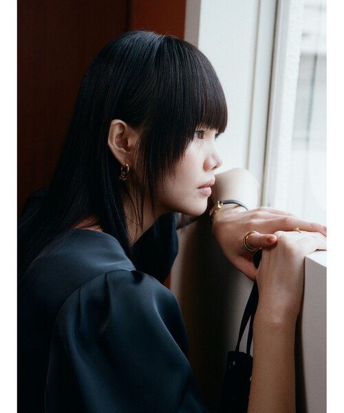 Demi-Luxe BEAMS(デミルクス ビームス)の「BEAMS SALON / シルキー パフブラウス【セレモニー・オケージョン】(シャツ/ブラウス・レディース・オフホワイト/チャコールグレー・36/38)」の5枚目の写真