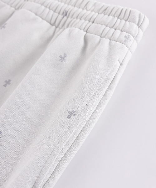 UNKNOWN LONDON(アンノウン・ロンドン)の「A'GEM/9 × .kom 『UNKNOWN LONDON/アンノウン ロンドン』 Tiny Cross Glitter Sweat Pants/タイクロス グリッター スウェットパンツ(スウェットパンツ・メンズ・オフホワイト/ブラック・S/M)」の15枚目の写真