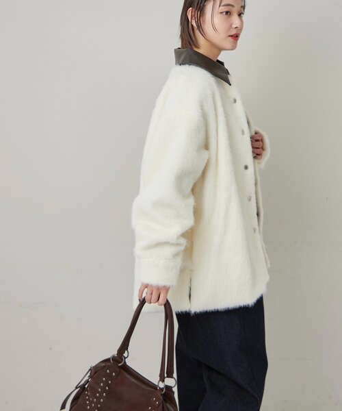 WHO'S WHO gallery（フーズフーギャラリー）の「襟切り替えシャギーシャツジャケット（その他アウター・レディース・グレー/アイボリー/ブラウン・FREE）」の6枚目の写真