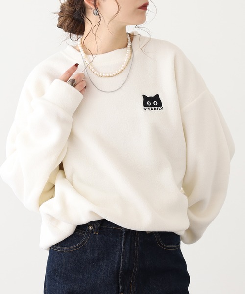 FUNALIVE（ファンアライブ）の「オーバーサイズフリーストレーナー 刺繍デザイン（スウェット・メンズ・ブラック/ネイビー系1/ブラック系1/ブラック系2/ブラック系3/ホワイト系1/ホワイト系2/ホワイト系3/ネイビー系2/ダークグリーン系1/ダークグリーン系2/ダークブラウン/ネイビー系3/ブラック系6/ブラック系4/ホワイト系5/ブラック系その他/ホワイト系4/スモーキーグリーン系1/ブラック系その他2/ダークブラウン系1/ダークグリーン系3/ホワイト系6/ホワイト系7/ブラック系その他3/杢グレー/グレイッシュブルー/ホワイト系8/グレー系1/ブラック系その他4/ブラック系その他5/ホワイト系9/ダークブラウン系2/ネイビー系4・M/L/LL）」の4枚目の写真