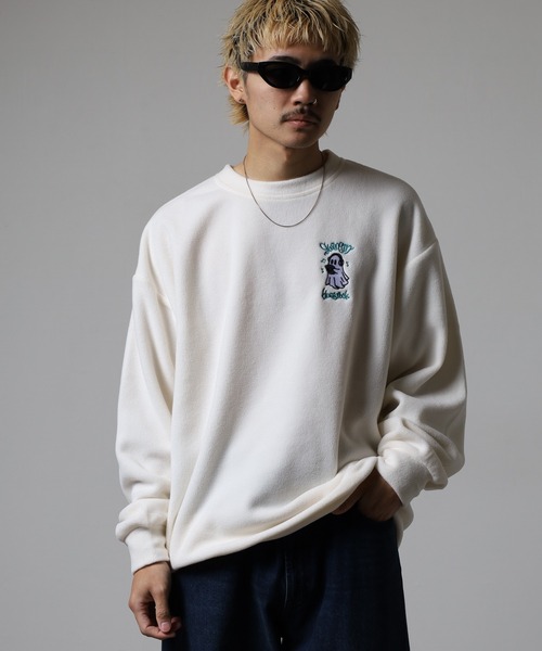 FUNALIVE（ファンアライブ）の「オーバーサイズフリーストレーナー 刺繍デザイン（スウェット・メンズ・ブラック/ネイビー系1/ブラック系1/ブラック系2/ブラック系3/ホワイト系1/ホワイト系2/ホワイト系3/ネイビー系2/ダークグリーン系1/ダークグリーン系2/ダークブラウン/ネイビー系3/ブラック系6/ブラック系4/ホワイト系5/ブラック系その他/ホワイト系4/スモーキーグリーン系1/ブラック系その他2/ダークブラウン系1/ダークグリーン系3/ホワイト系6/ホワイト系7/ブラック系その他3/杢グレー/グレイッシュブルー/ホワイト系8/グレー系1/ブラック系その他4/ブラック系その他5/ホワイト系9/ダークブラウン系2/ネイビー系4・M/L/LL）」の5枚目の写真