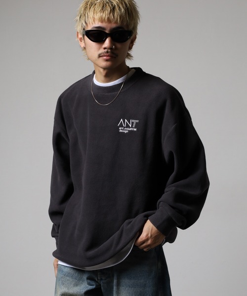 FUNALIVE（ファンアライブ）の「オーバーサイズフリーストレーナー 刺繍デザイン（スウェット・メンズ・ブラック/ネイビー系1/ブラック系1/ブラック系2/ブラック系3/ホワイト系1/ホワイト系2/ホワイト系3/ネイビー系2/ダークグリーン系1/ダークグリーン系2/ダークブラウン/ネイビー系3/ブラック系6/ブラック系4/ホワイト系5/ブラック系その他/ホワイト系4/スモーキーグリーン系1/ブラック系その他2/ダークブラウン系1/ダークグリーン系3/ホワイト系6/ホワイト系7/ブラック系その他3/杢グレー/グレイッシュブルー/ホワイト系8/グレー系1/ブラック系その他4/ブラック系その他5/ホワイト系9/ダークブラウン系2/ネイビー系4・M/L/LL）」の21枚目の写真