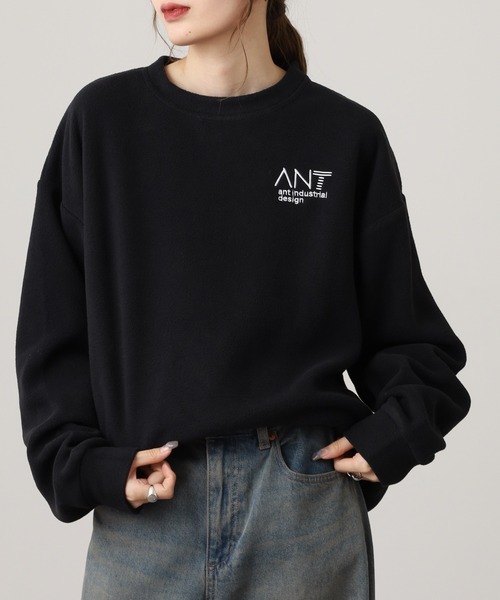 FUNALIVE（ファンアライブ）の「オーバーサイズフリーストレーナー 刺繍デザイン（スウェット・メンズ・ブラック/ネイビー系1/ブラック系1/ブラック系2/ブラック系3/ホワイト系1/ホワイト系2/ホワイト系3/ネイビー系2/ダークグリーン系1/ダークグリーン系2/ダークブラウン/ネイビー系3/ブラック系6/ブラック系4/ホワイト系5/ブラック系その他/ホワイト系4/スモーキーグリーン系1/ブラック系その他2/ダークブラウン系1/ダークグリーン系3/ホワイト系6/ホワイト系7/ブラック系その他3/杢グレー/グレイッシュブルー/ホワイト系8/グレー系1/ブラック系その他4/ブラック系その他5/ホワイト系9/ダークブラウン系2/ネイビー系4・M/L/LL）」の12枚目の写真