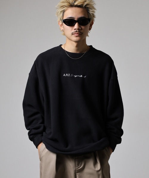 オーバーサイズフリーストレーナー 刺繍デザイン（スウェット