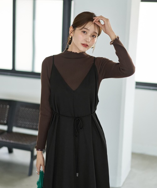 STYLE DELI（スタイルデリ）の「ジョーゼット生地キャミ型フレアジャンパースカート（ワンピース・レディース・ブラック/コバルトブルー・01/02）」の6枚目の写真