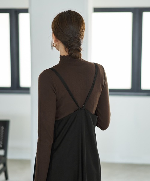 STYLE DELI（スタイルデリ）の「ジョーゼット生地キャミ型フレアジャンパースカート（ワンピース・レディース・ブラック/コバルトブルー・01/02）」の7枚目の写真