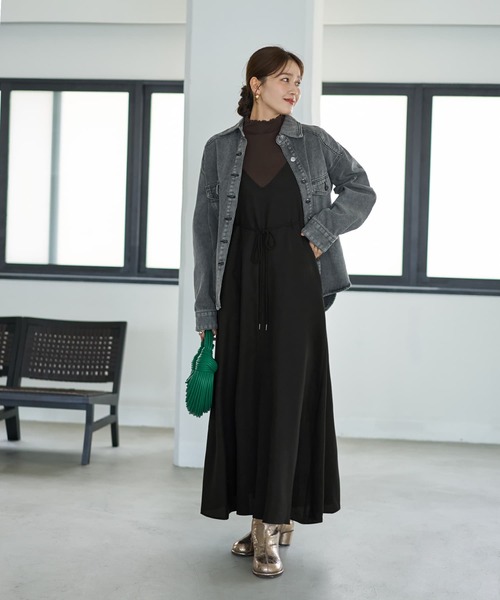 STYLE DELI（スタイルデリ）の「ジョーゼット生地キャミ型フレアジャンパースカート（ワンピース・レディース・ブラック/コバルトブルー・01/02）」の9枚目の写真