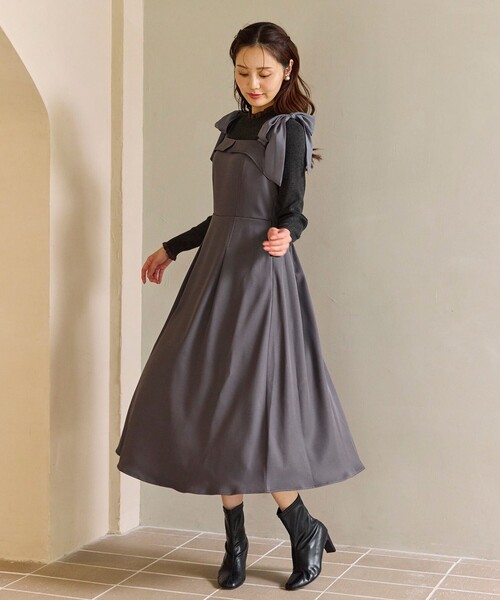 Feroux(フェルゥ)の「シアーリボンショルダー ジャンパースカート(ワンピース・レディース・ピンク系/グレー系・SMALL/MEDIUM)」の14枚目の写真