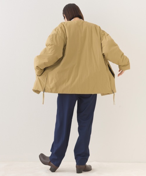 OMNES（オムネス）の「中綿ダウンステッチレスサイドZIPハーフコート（ダウンジャケット/コート・レディース・ネイビー/ベージュ/カーキ/ブラック・FREE）」の7枚目の写真