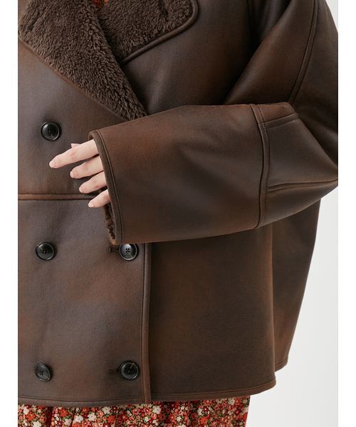 Mila Owen（ミラオーウェン）の「フェイクレザームートンジャケット（ムートンコート・レディース・キャメル/ブラウン/ブラック・0/1）」の9枚目の写真