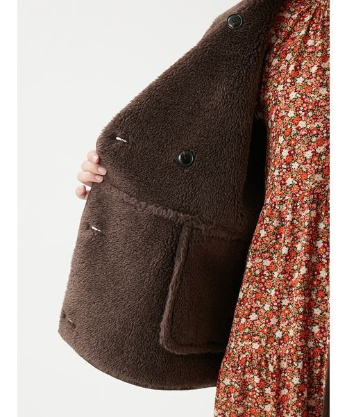 Mila Owen（ミラオーウェン）の「フェイクレザームートンジャケット（ムートンコート・レディース・キャメル/ブラウン/ブラック・0/1）」の12枚目の写真