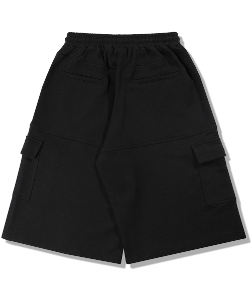 GUBIN（グビン）の「[SEASON OFF] ヘビーコットンカーゴバミューダスウェットパンツ（その他パンツ・レディース・その他・LARGE/MEDIUM）」の3枚目の写真