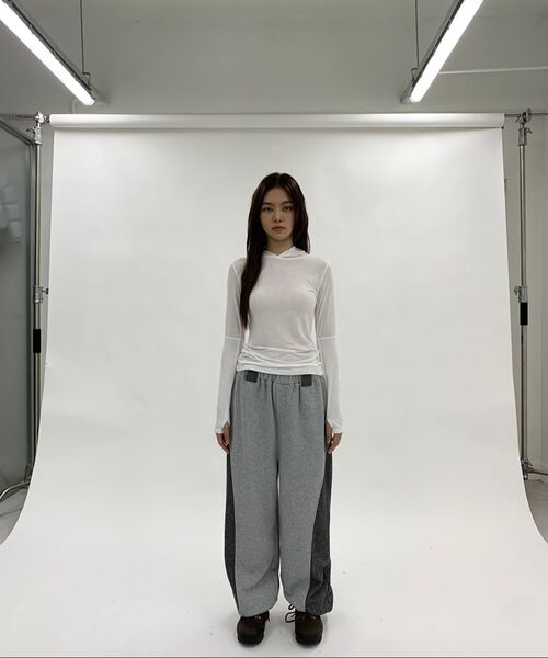 MILLO WOMEN（ミロウーマン）の「ミニマルリブフードパーカー [アイボリー]（パーカー・レディース・その他・SMALL/MEDIUM）」の7枚目の写真