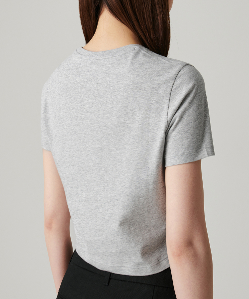 MUSINSA STANDARD WOMAN（ムシンサスタンダードウーマン）の「[クールタンダード] ウィメンズ クルーネック クロップTシャツ [ミディアムグレー]（Tシャツ/カットソー・レディース・その他・SMALL/X-SMALL/X-LARGE/LARGE/MEDIUM）」の5枚目の写真