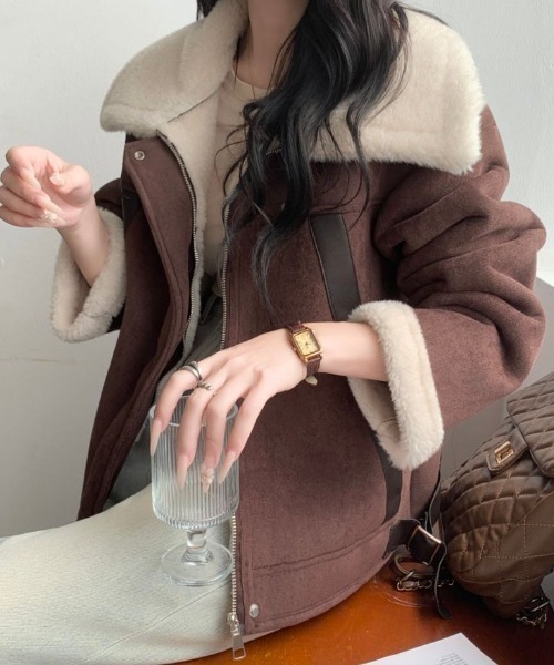 ABITOKYO（アビトーキョー）の「ボア襟ショート丈スエードジャケット（ブルゾン・レディース・ブラウン/モカ・FREE）」の18枚目の写真