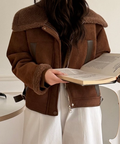 ABITOKYO（アビトーキョー）の「ボア襟ショート丈スエードジャケット（ブルゾン・レディース・ブラウン/モカ・FREE）」の7枚目の写真