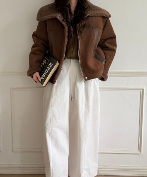 ABITOKYO（アビトーキョー）の「ボア襟ショート丈スエードジャケット（ブルゾン・レディース・ブラウン/モカ・FREE）」の14枚目の写真