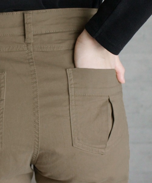 MARAI（マーライ）の「サルエルパンツ チノパン（チノパンツ・レディース・ベージュ/ブラック/カーキ・M/L/4L/3L/LL）」の6枚目の写真