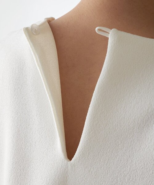 Whim Gazette（ウィムガゼット）の「刺繍ジョーゼットプルオーバー