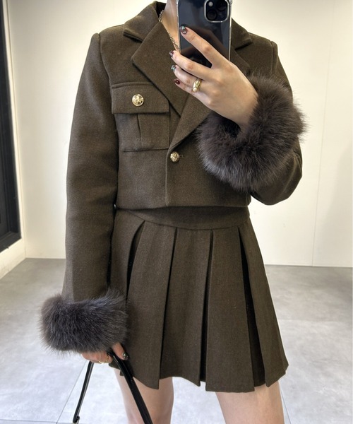 LAC-VERT（ラック・ヴェール）の「ショートジャケット＋プリーツ