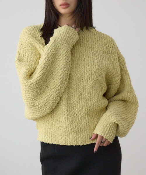 AZUL by moussy(アズールバイマウジー)の「ブークレードルマンニットトップス(ニット/セーター・レディース・ブラウン/レッド/アイボリー/ライトイエロー・FREE)」の4枚目の写真