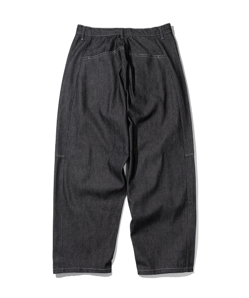 MASSNOUN(マスノウン)の「CURVED BALLOON DENIM MFHJP001-BK(デニムパンツ・レディース・その他・LARGE/MEDIUM/X-LARGE)」の3枚目の写真