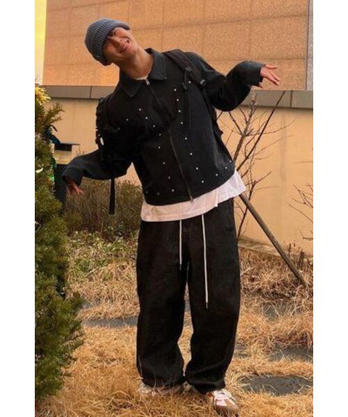 MASSNOUN(マスノウン)の「CURVED BALLOON DENIM MFHJP001-BK(デニムパンツ・レディース・その他・LARGE/MEDIUM/X-LARGE)」の12枚目の写真