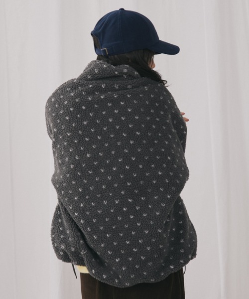 MERLOT（メルロー）の「ハートドット柄ボアジップブルゾン（ブルゾン・レディース・ブラウン/チャコールグレー・FREE）」の16枚目の写真