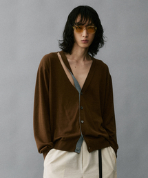 HYII（ハイトゥ）の「Twist Slit Neckline Knit Cardigan [Brown]（カーディガン/ボレロ）」