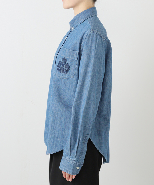 journal standard L'essage(ジャーナルスタンダードレサージュ)の「【SPORTY&RICH/スポーティアンドリッチ】NY Crest Oversized Denim Shirt(シャツ/ブラウス・レディース・ブルー・SMALL)」の9枚目の写真