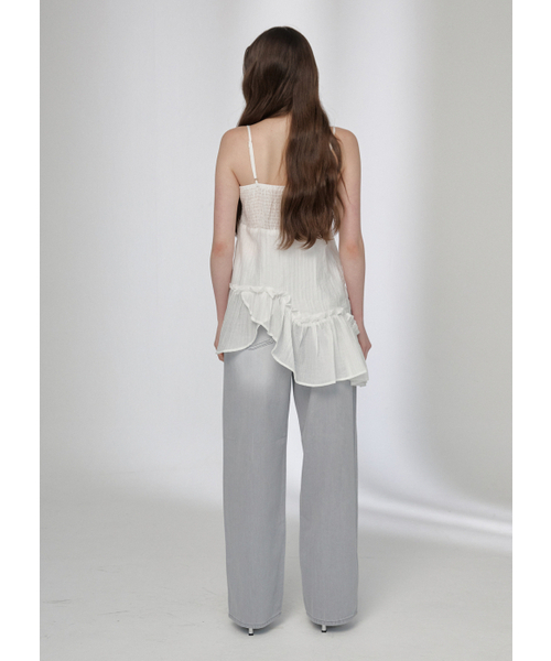 BUTTON UP(ボタンアップ)の「グレーウォッシュワイドデニムパンツ(デニムパンツ・レディース・その他・MEDIUM/LARGE/SMALL)」の6枚目の写真
