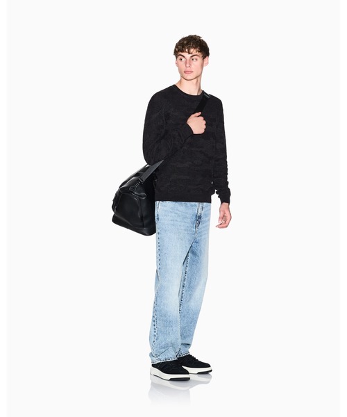 ARMANI EXCHANGE(アルマーニエクスチェンジ)の「【A|X アルマーニ エクスチェンジ】オールオーバージャカードカモフラージュ コットンニットプルオーバー(ニット/セーター・メンズ・ブラック・LARGE/SMALL/X-LARGE/X-SMALL/MEDIUM)」の4枚目の写真