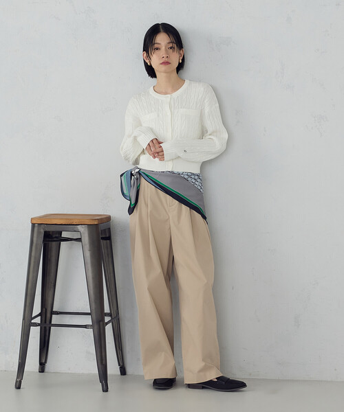 COMME CA ISM（コムサイズム）の「ケーブルクルーネックカーディガン（カーディガン/ボレロ・レディース・ネイビー/グリーン/オフホワイト・LARGE/MEDIUM）」の21枚目の写真