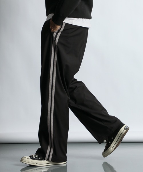 WEB限定アイテム】SIDE LINE EASY WIDE SLACKS：サイドライン イージー