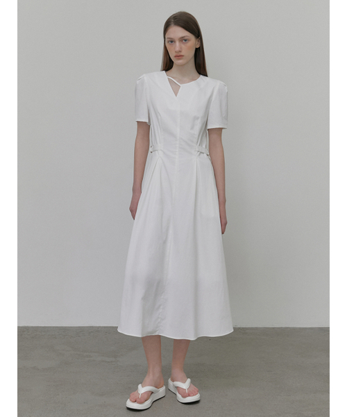 ETMON(エトモン)の「Neck Strap Belt Dress, White(ワンピース・レディース・その他・S/M)」の3枚目の写真
