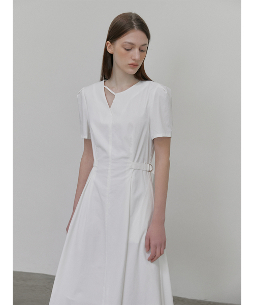 ETMON(エトモン)の「Neck Strap Belt Dress, White(ワンピース・レディース・その他・S/M)」の4枚目の写真