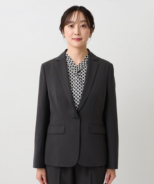 UNTITLED（アンタイトル）の「エアリーテーラードジャケット（テーラードジャケット・レディース・チャコールグレー/ナチュラル/ネイビー・03/01/02/42/04/46/44/48/50/00）」の18枚目の写真