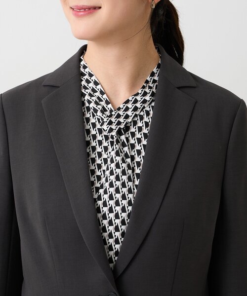 UNTITLED（アンタイトル）の「エアリーテーラードジャケット（テーラードジャケット・レディース・チャコールグレー/ナチュラル/ネイビー・03/01/02/42/04/46/44/48/50/00）」の9枚目の写真