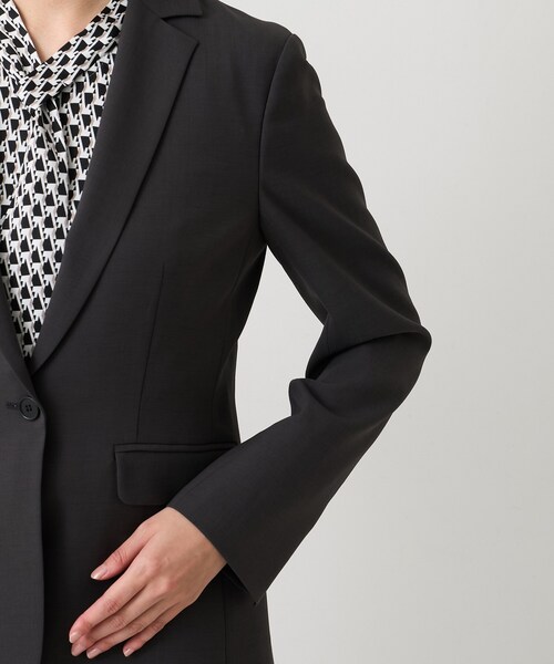 UNTITLED（アンタイトル）の「エアリーテーラードジャケット（テーラードジャケット・レディース・チャコールグレー/ナチュラル/ネイビー・03/01/02/42/04/46/44/48/50/00）」の10枚目の写真