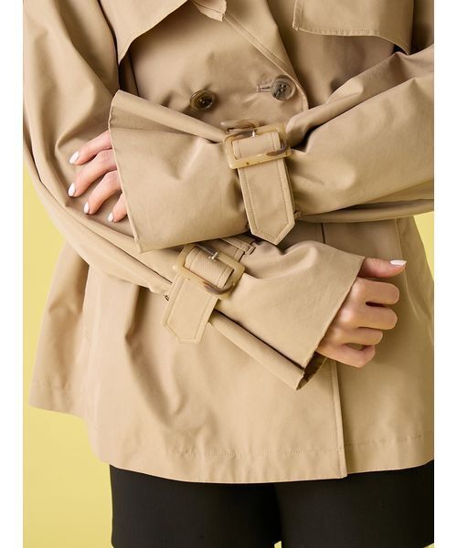 LILY BROWN（リリーブラウン）の「クラシックミドルトレンチコート（トレンチコート・レディース・グレイッシュベージュ/ベージュ/ネイビー・F）」の10枚目の写真