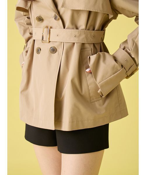 LILY BROWN（リリーブラウン）の「クラシックミドルトレンチコート（トレンチコート・レディース・グレイッシュベージュ/ベージュ/ネイビー・F）」の12枚目の写真